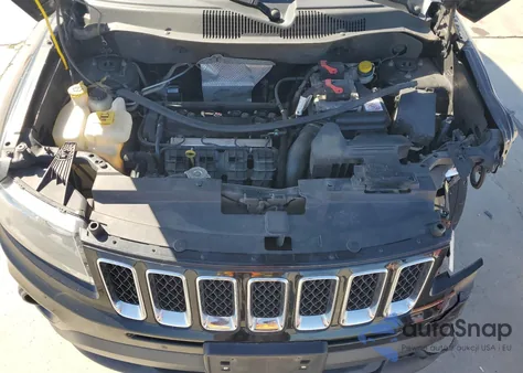 2015 Jeep Compass Sport z USA, uszkodzony, nr VIN 1C4NJCBA4FD170776